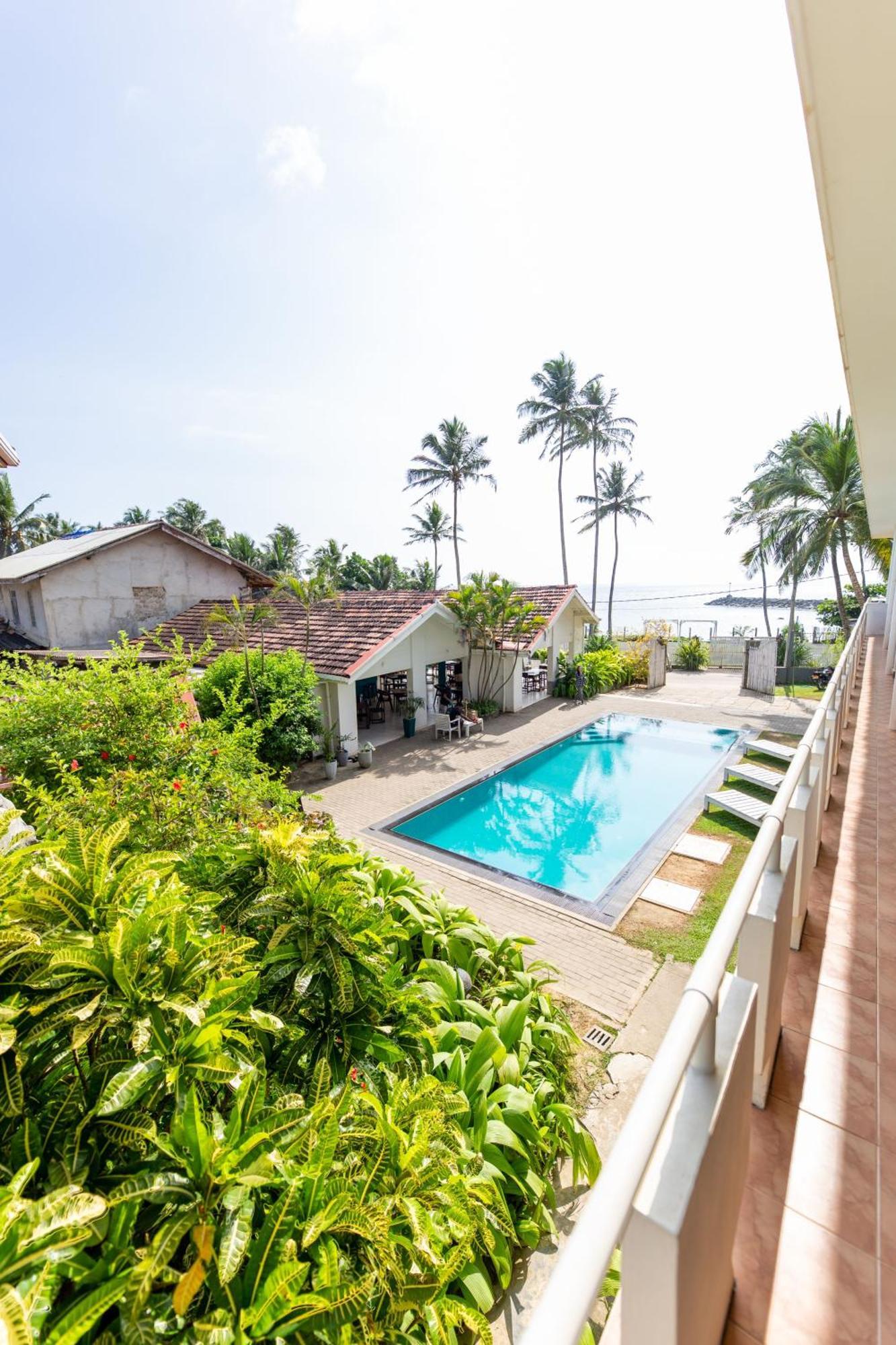 Shangrela Beach Resort By Ark Ambalangoda  Esterno foto