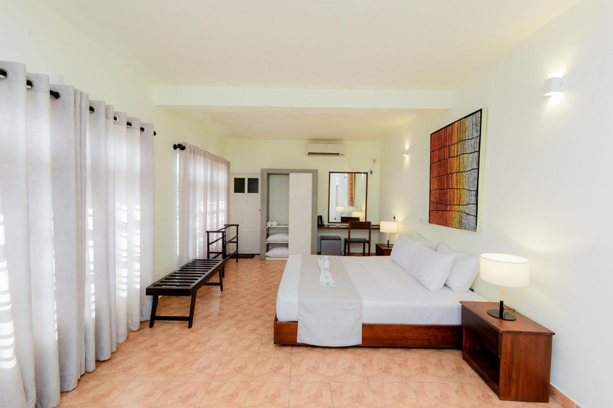 Shangrela Beach Resort By Ark Ambalangoda  Esterno foto