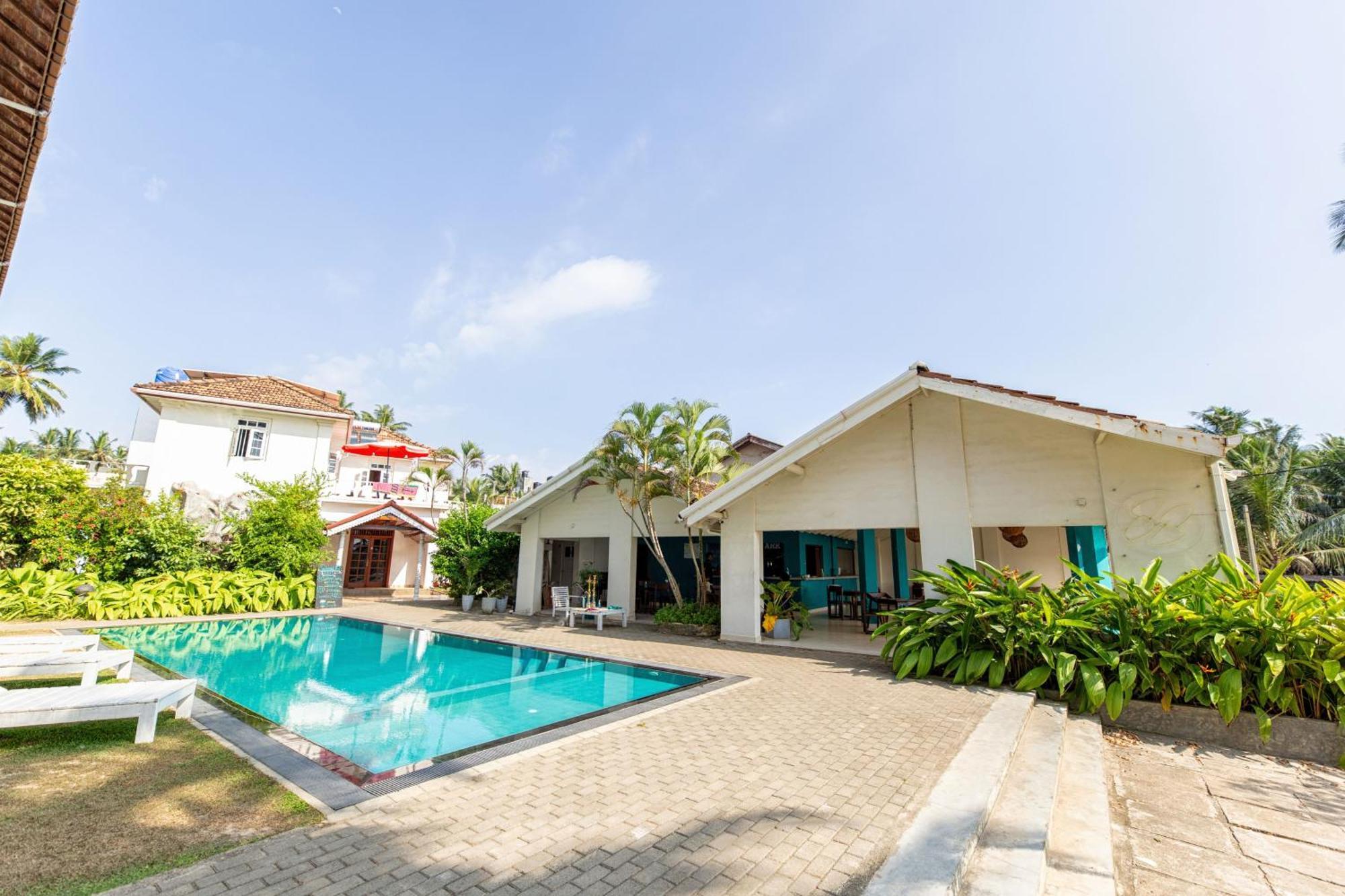 Shangrela Beach Resort By Ark Ambalangoda  Esterno foto