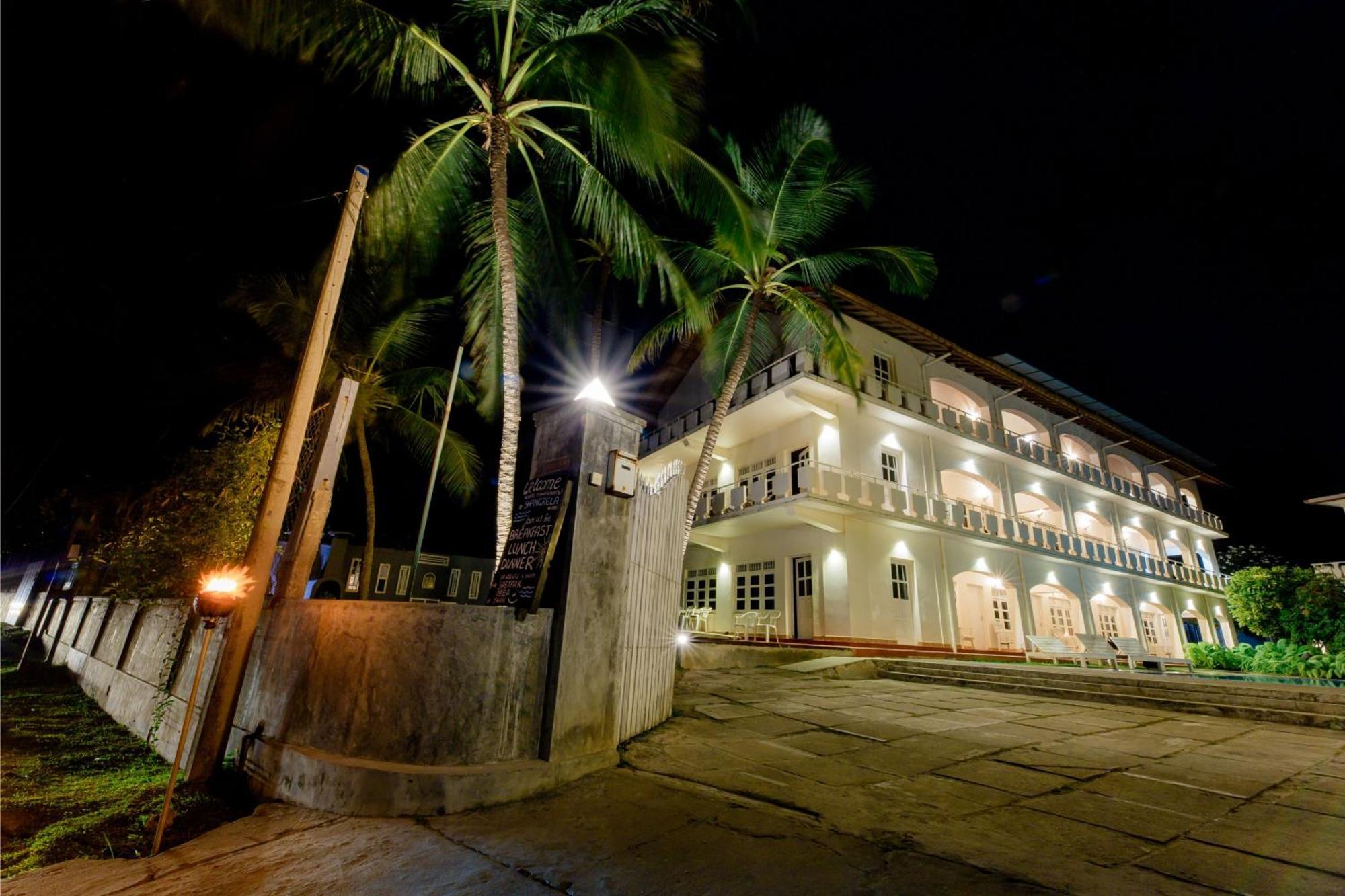 Shangrela Beach Resort By Ark Ambalangoda  Esterno foto